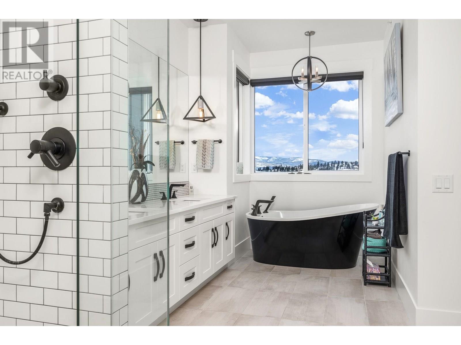  253 Ashcroft Court, Vernon