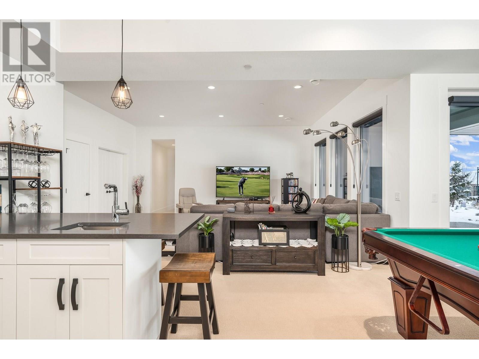  253 Ashcroft Court, Vernon