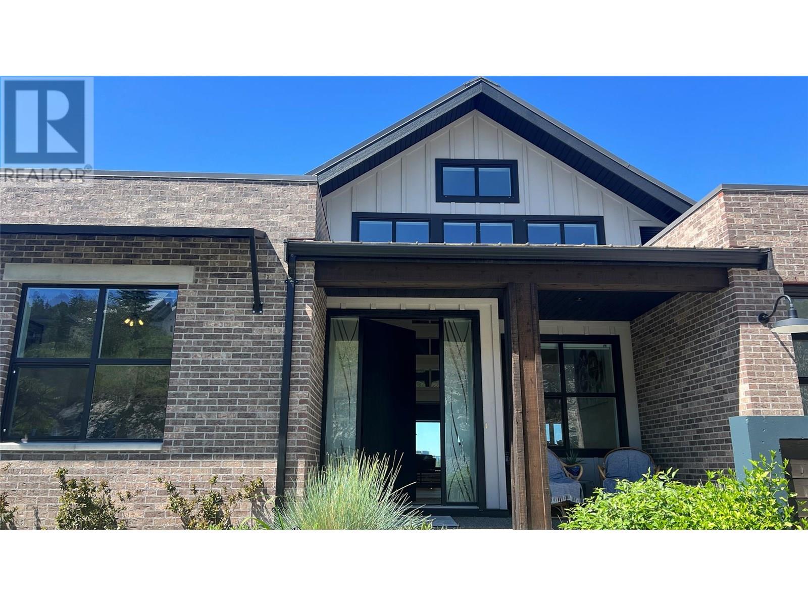  253 Ashcroft Court, Vernon