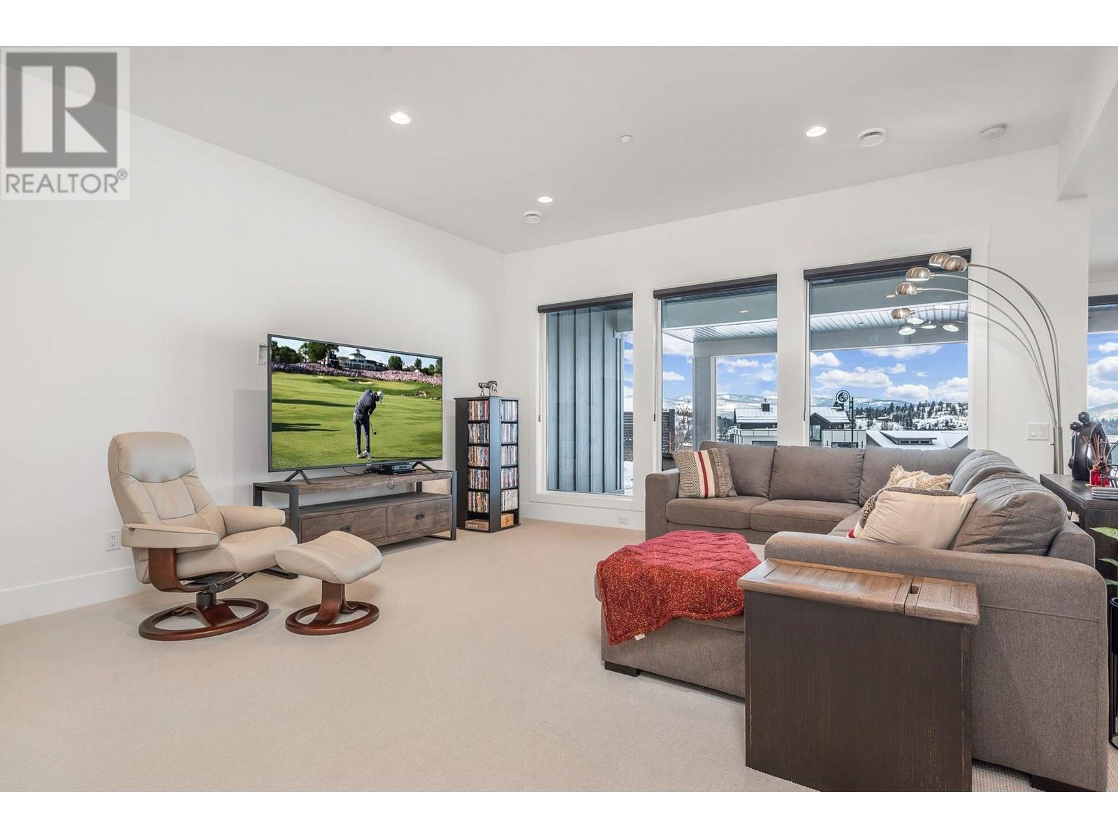  253 Ashcroft Court, Vernon