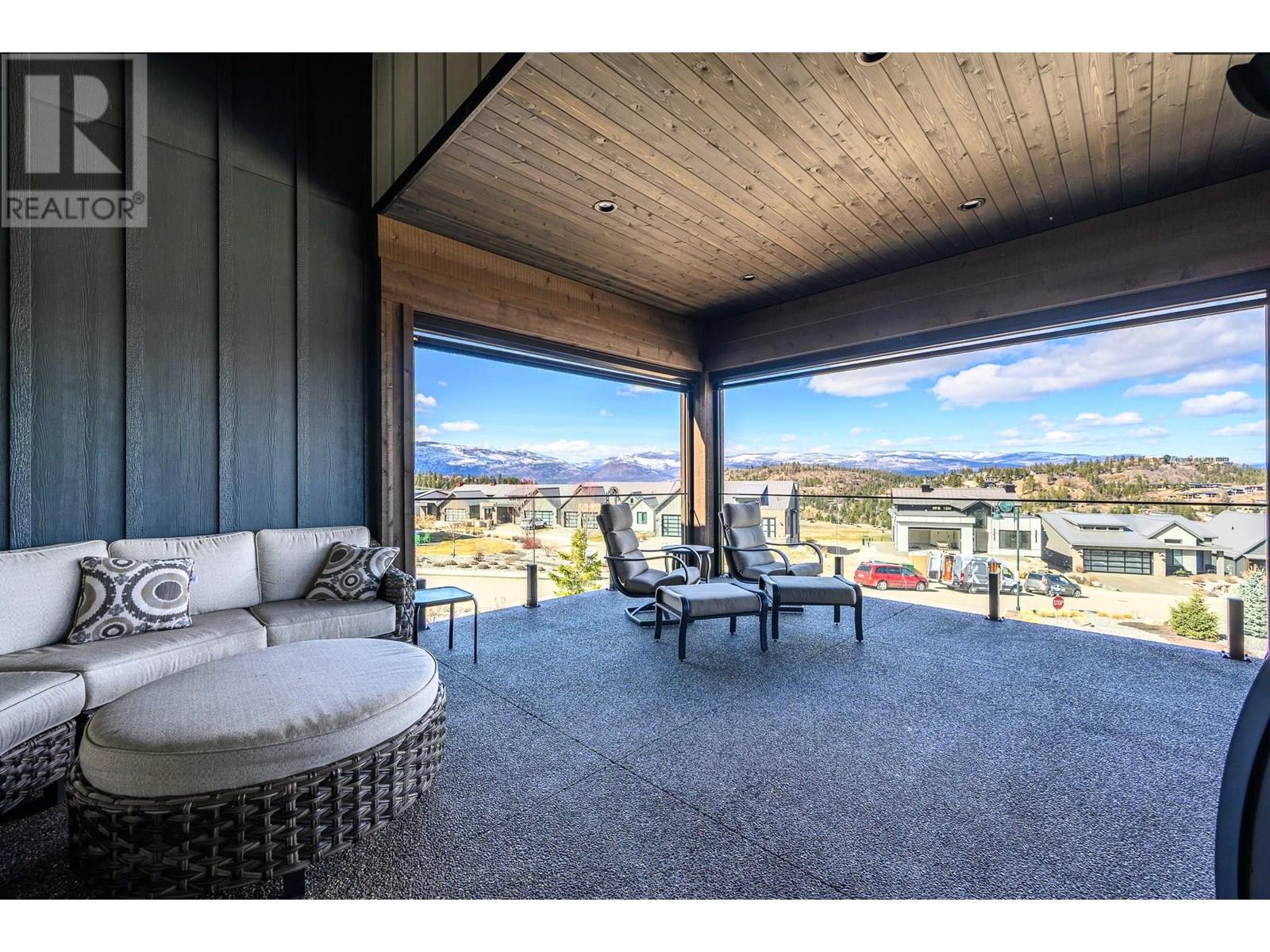  253 Ashcroft Court, Vernon
