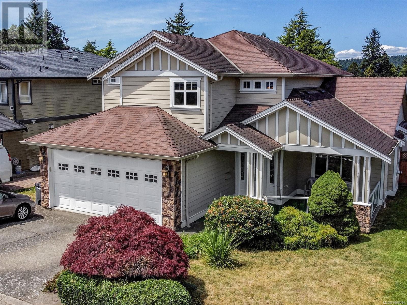 Photo 35 of 1713 Mamich Cir, Saanich BC