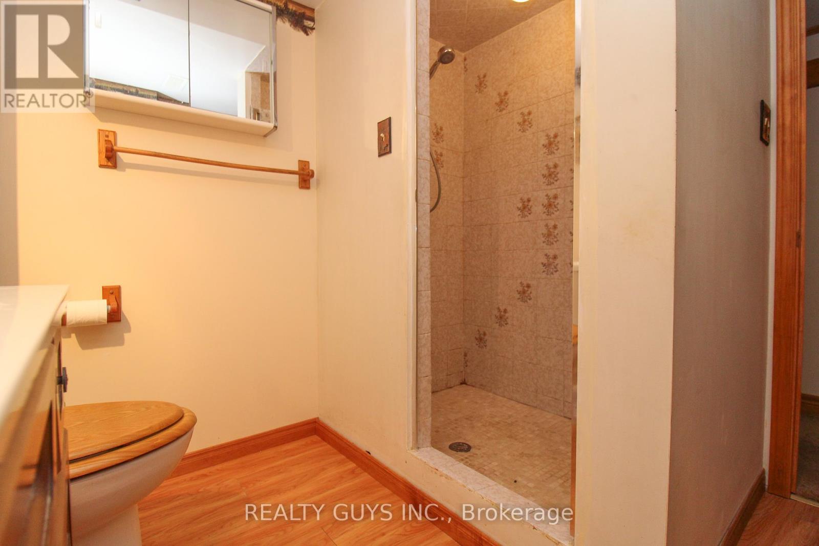 Photo 42 of 1066 Glebemount Crescent, Peterborough North ON