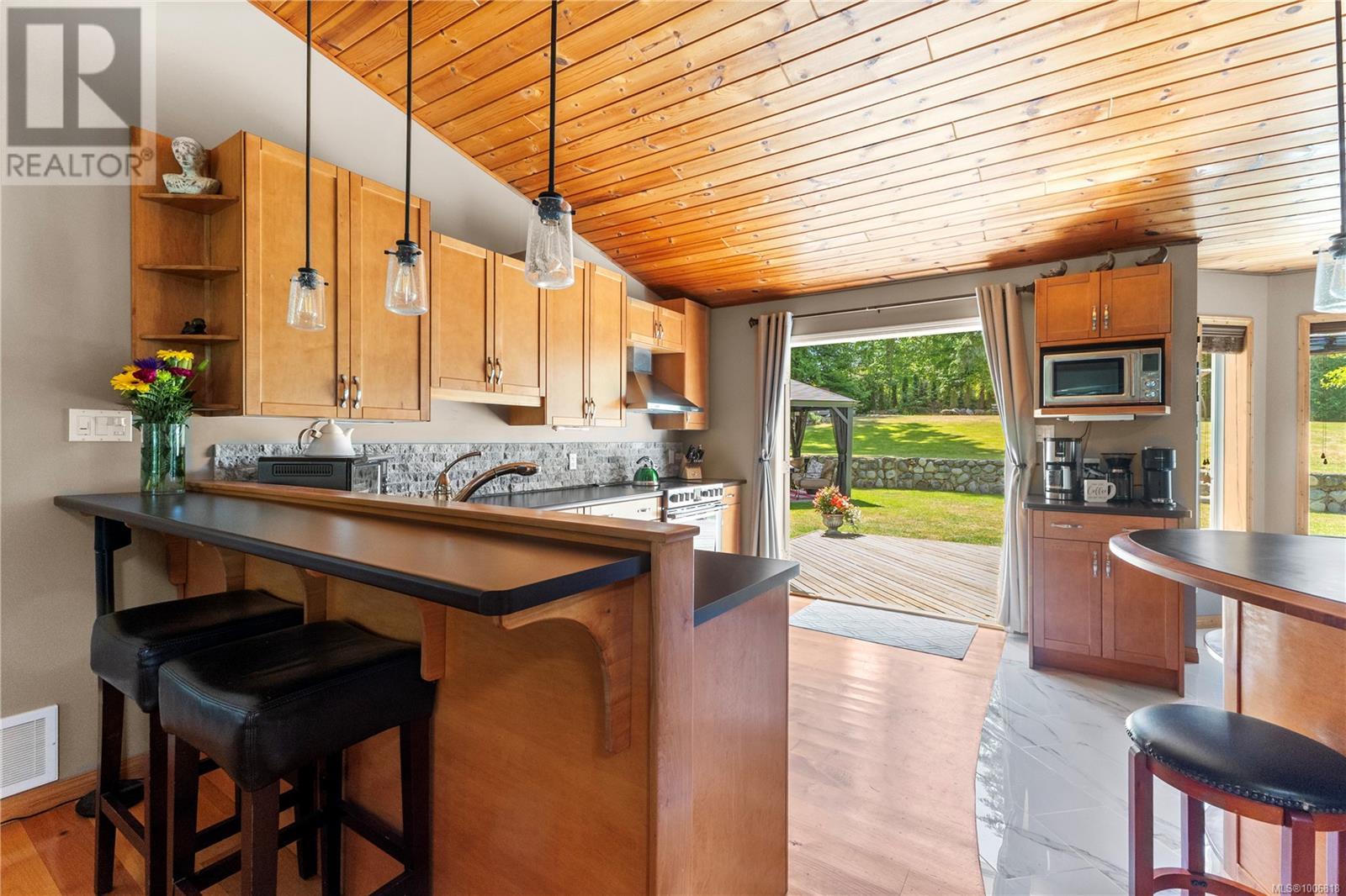 777 Salsbury Rd, Courtenay