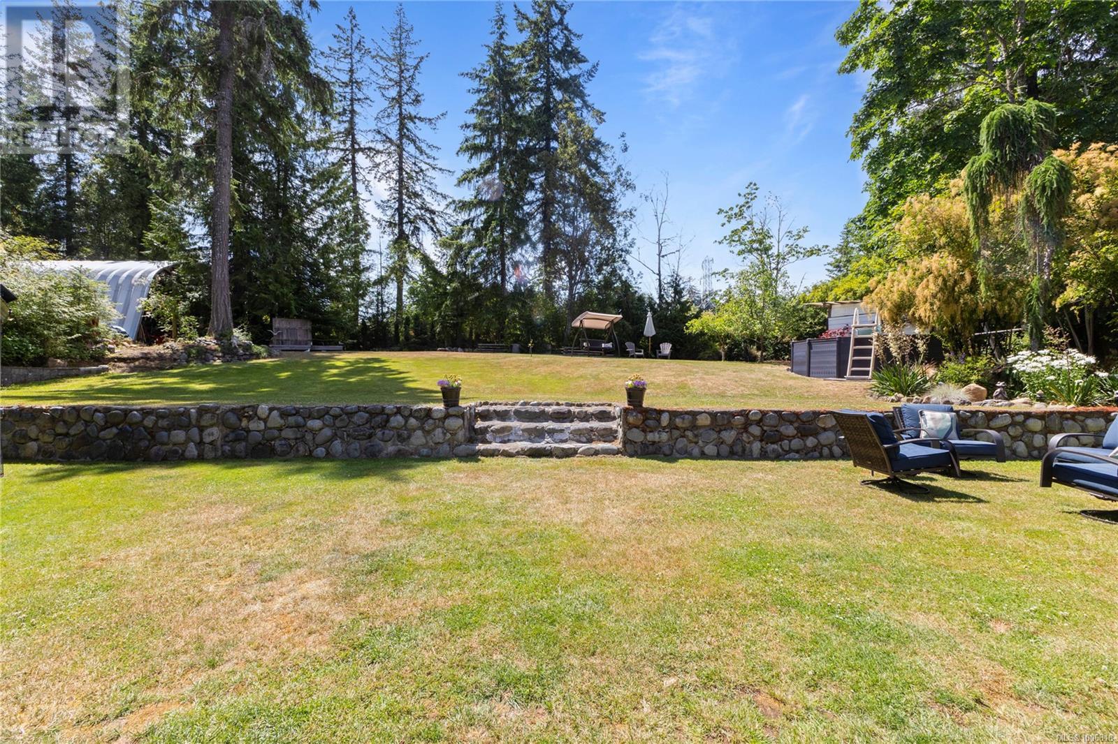 777 Salsbury Rd, Courtenay
