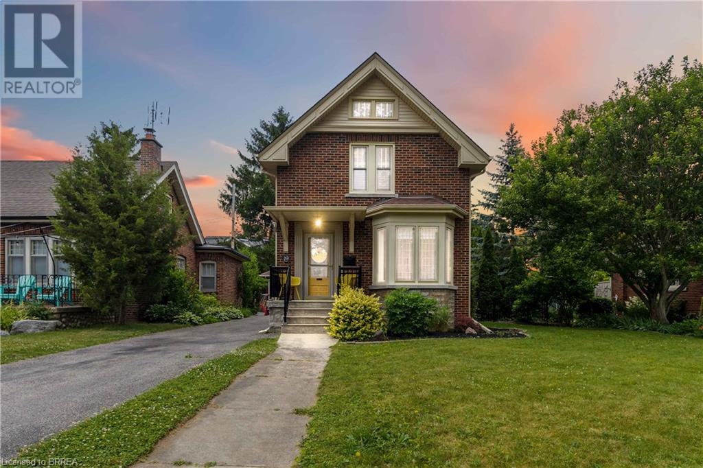 Photo 33 of 19 Lincoln Avenue, Brantford ON