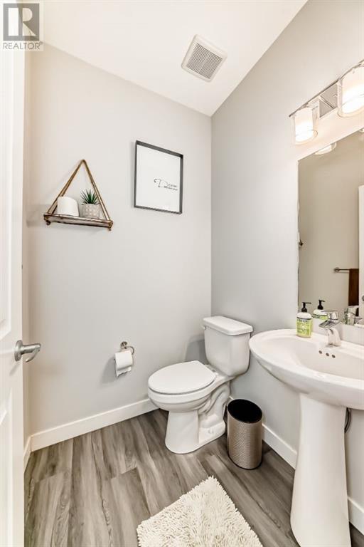 Single Family House for Sale in  Carringsby Landing NW Carrington Calgary 