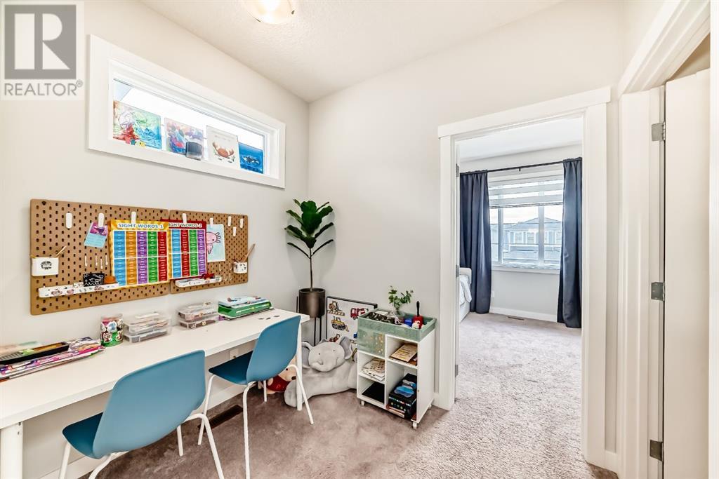 Single Family House for Sale in  Carringsby Landing NW Carrington Calgary 