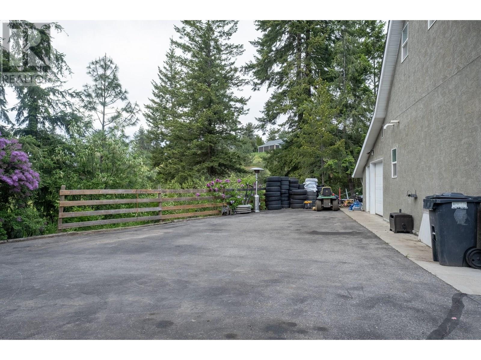 5700 Ranch Road, Vernon