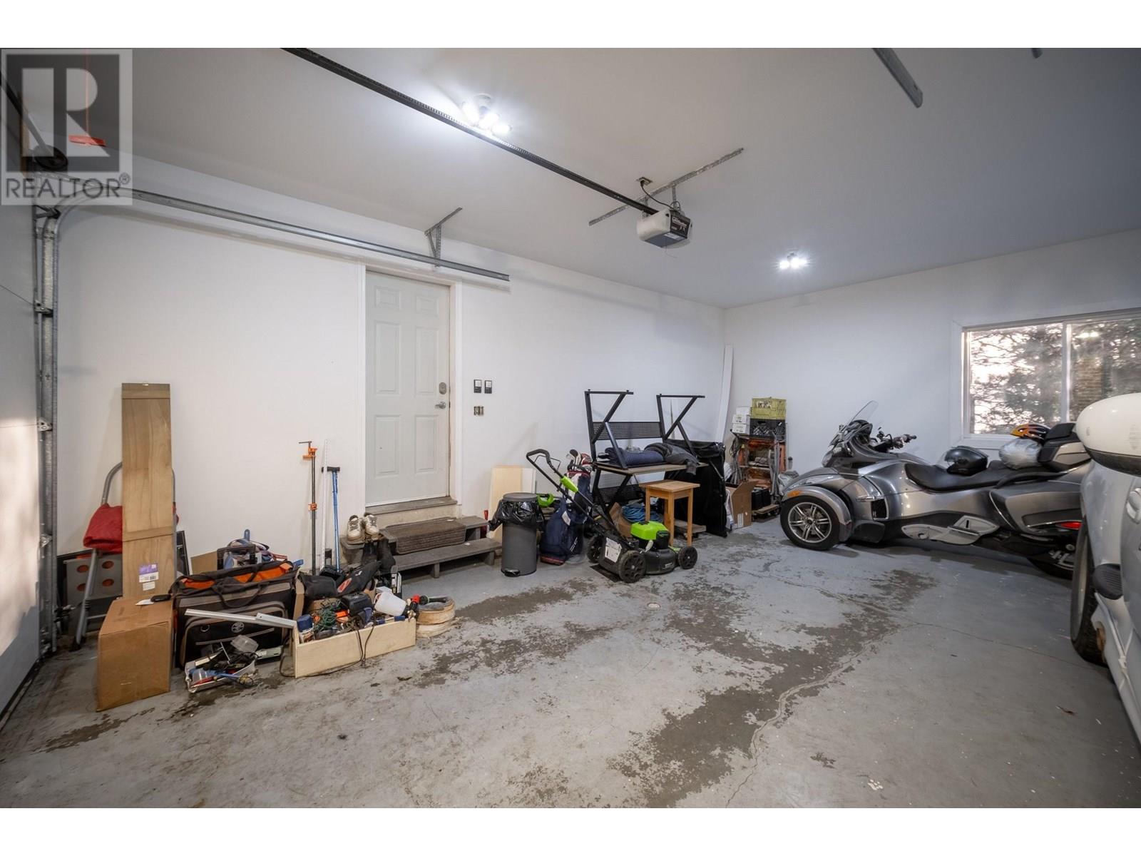 5700 Ranch Road, Vernon