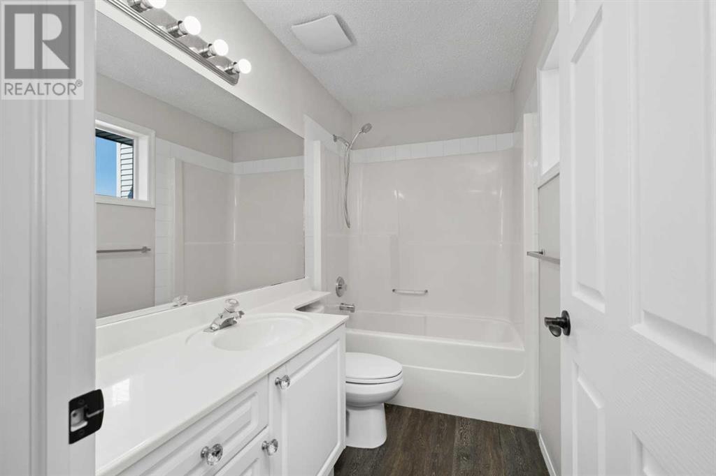 Single Family House for Sale in  Bridlewood Lane SW Bridlewood Calgary 