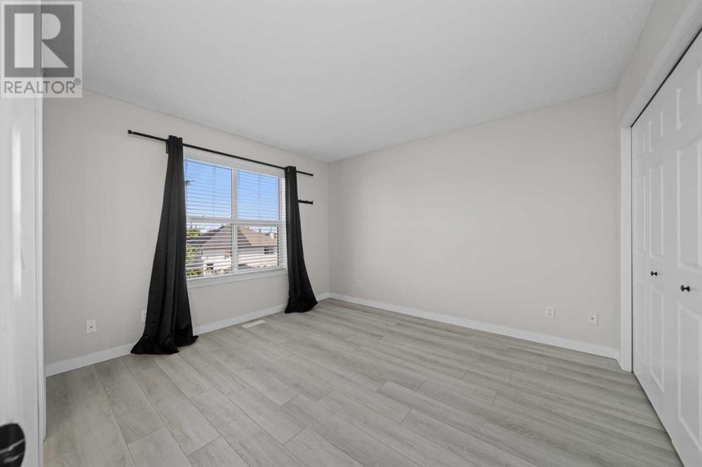 Single Family House for Sale in  Bridlewood Lane SW Bridlewood Calgary 