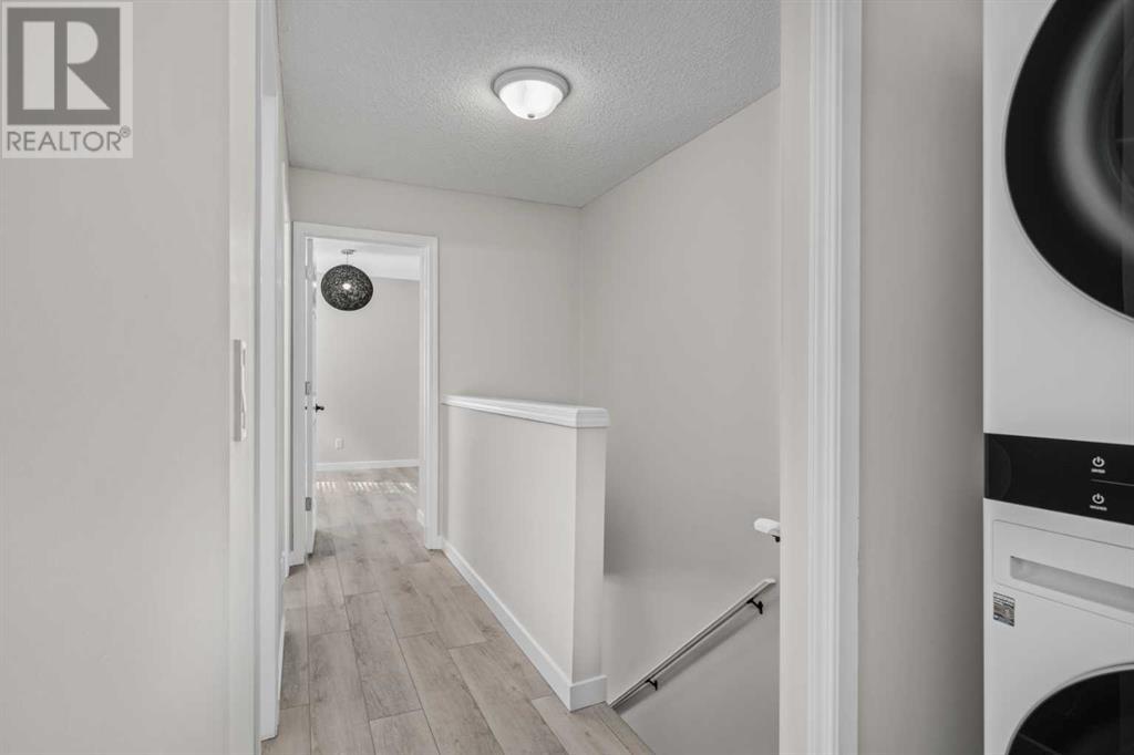 Single Family House for Sale in  Bridlewood Lane SW Bridlewood Calgary 
