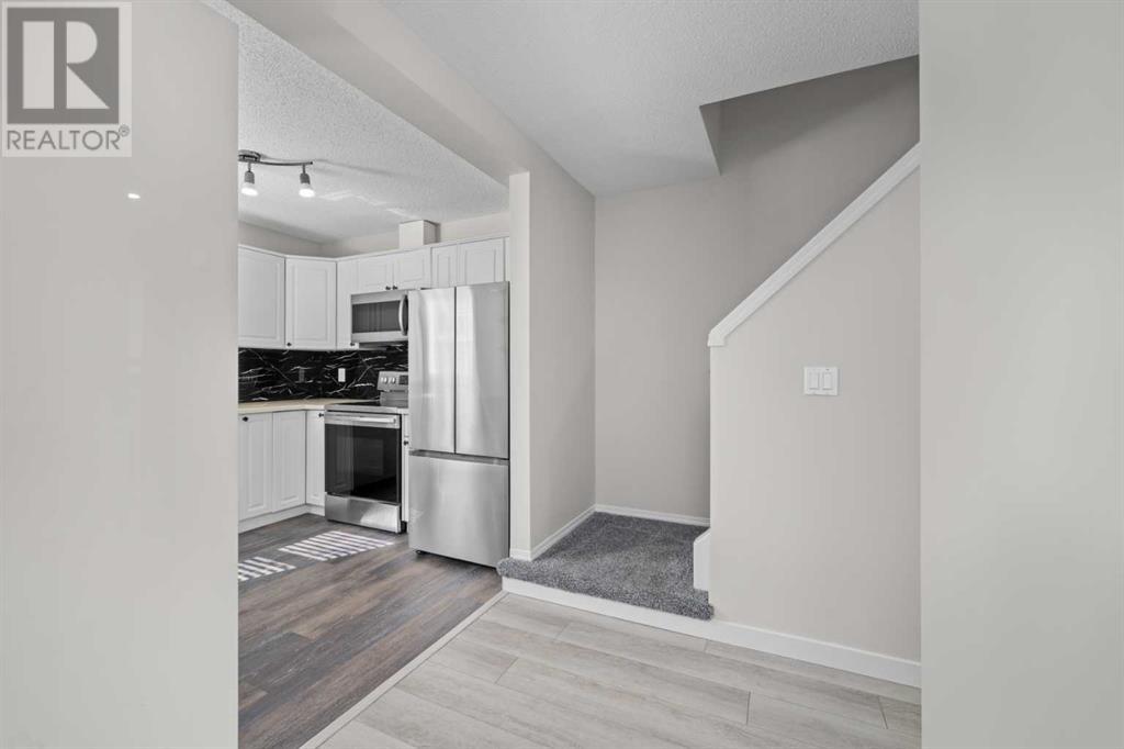 Single Family House for Sale in  Bridlewood Lane SW Bridlewood Calgary 