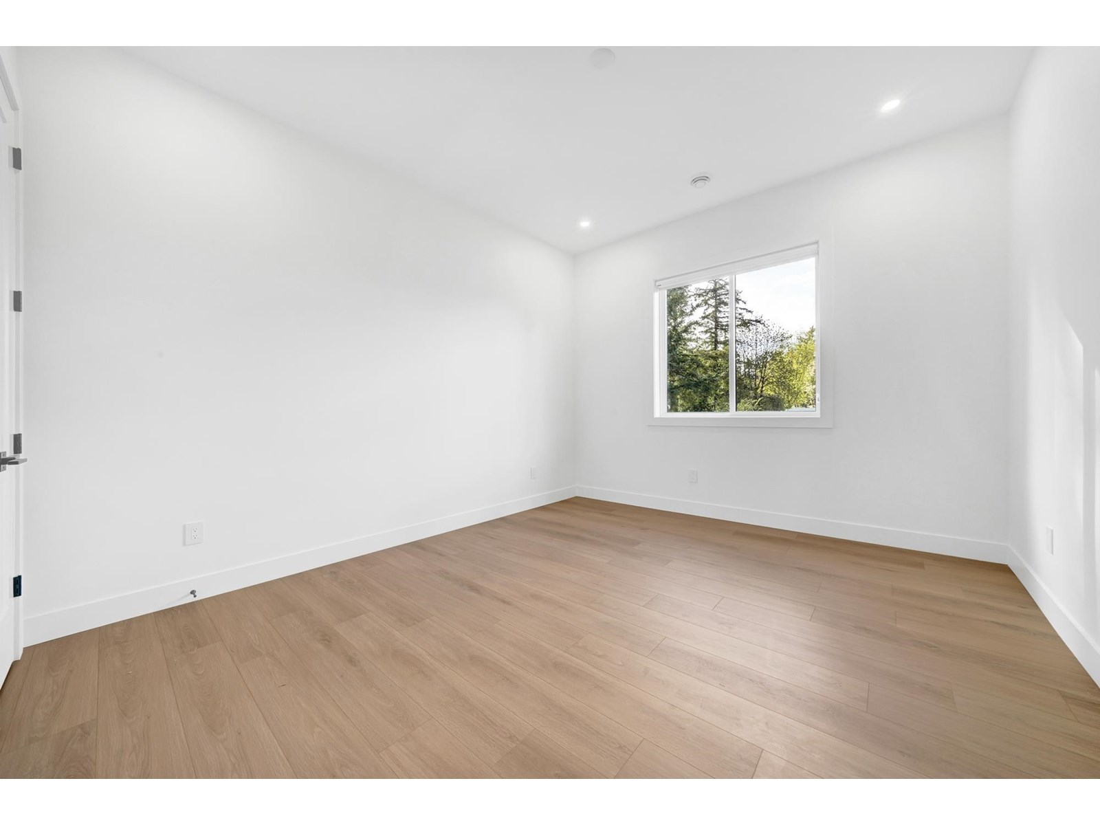 Photo 13 of 20070 46 A Avenue, Langley BC