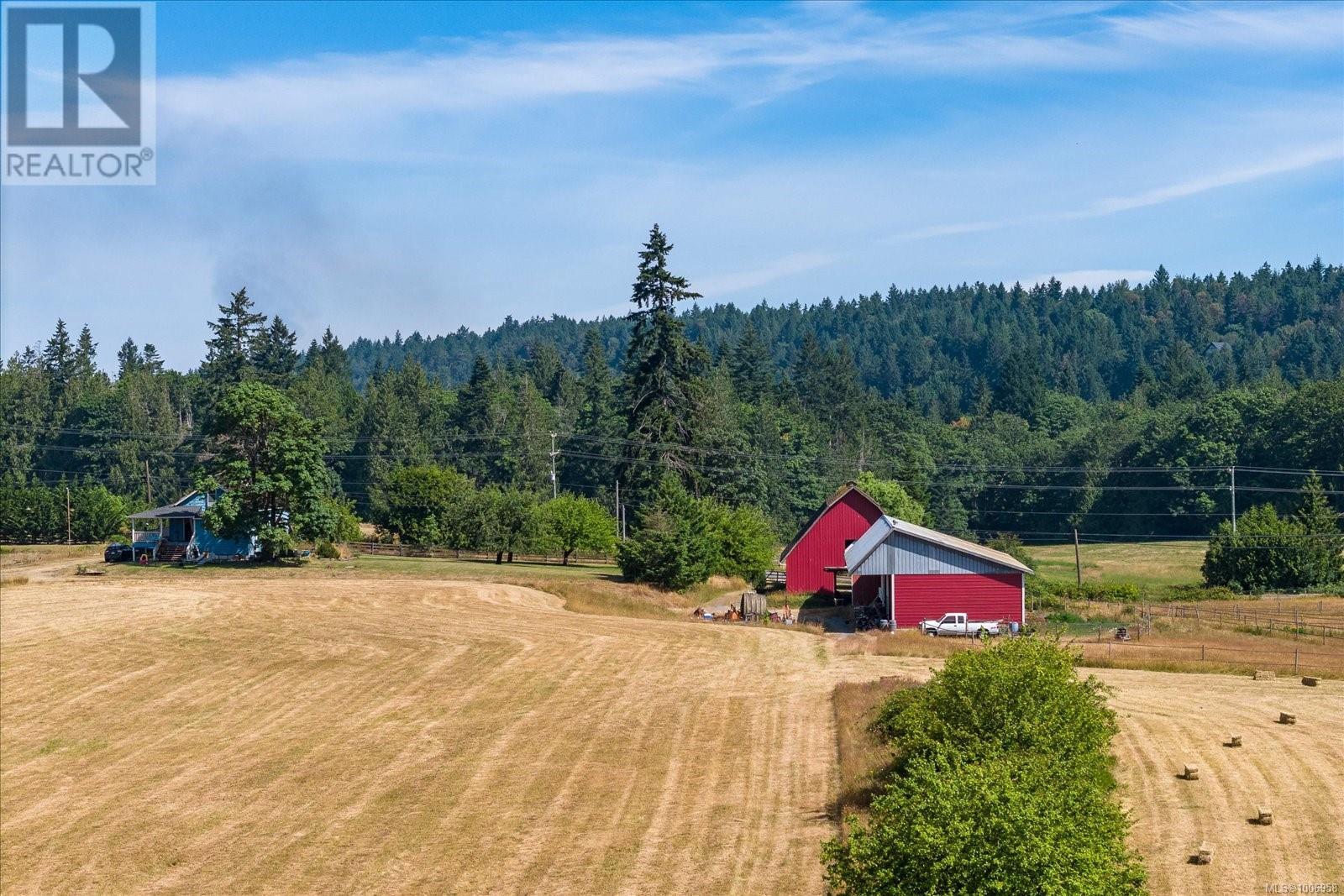 Photo 37 of 2375 Holden Corso Rd, Nanaimo BC