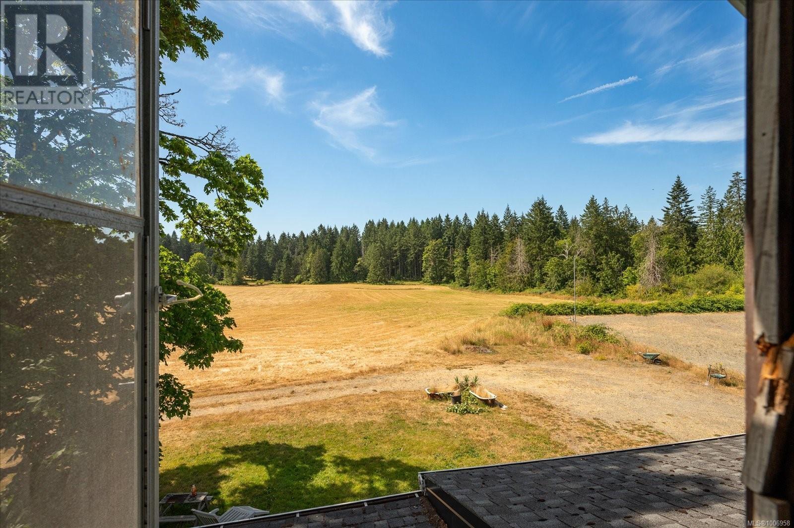 Photo 24 of 2375 Holden Corso Rd, Nanaimo BC