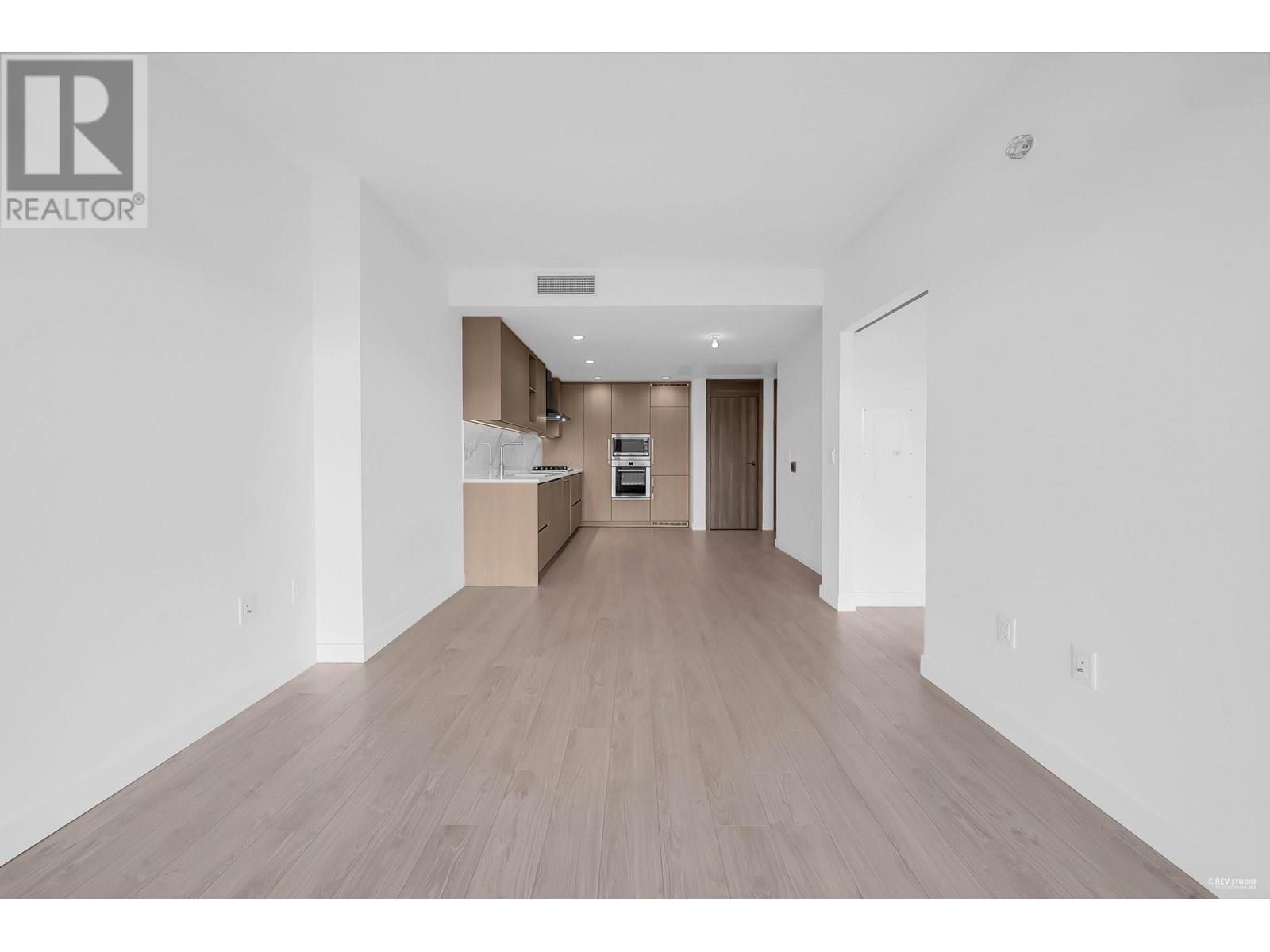 Photo 22 of 4504 4880 Lougheed Highway, Burnaby BC
