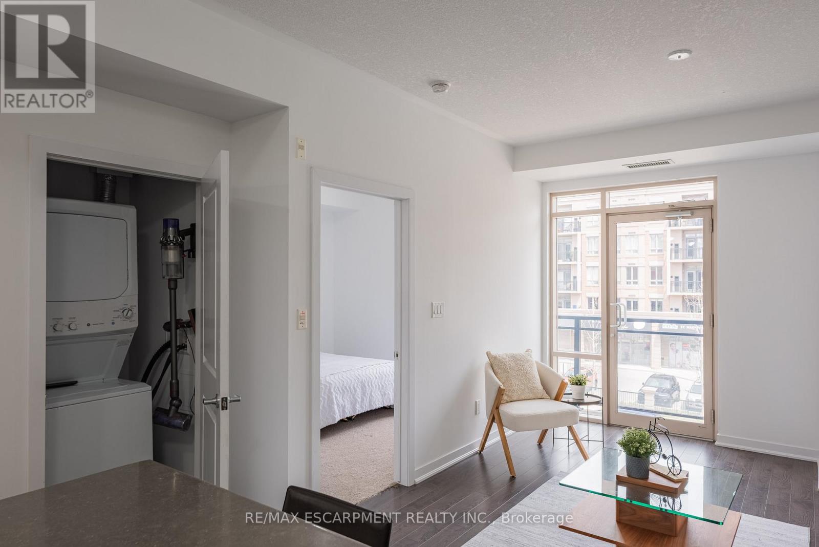 Photo 21 of 316 5317 Upper Middle Road, Burlington ON