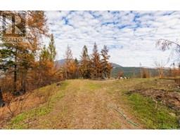 8767 Holding Road, Chase, BC V0E1M0 Photo 18