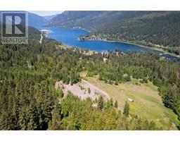 8767 Holding Road, Chase, BC V0E1M0 Photo 20