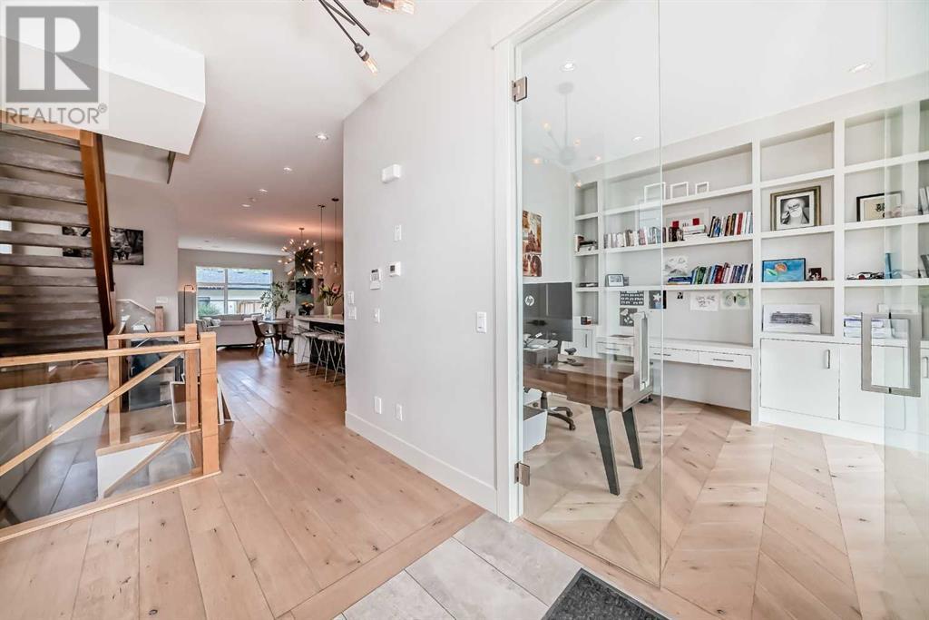 Single Family House for Sale in   Avenue NW Banff Trail Calgary 