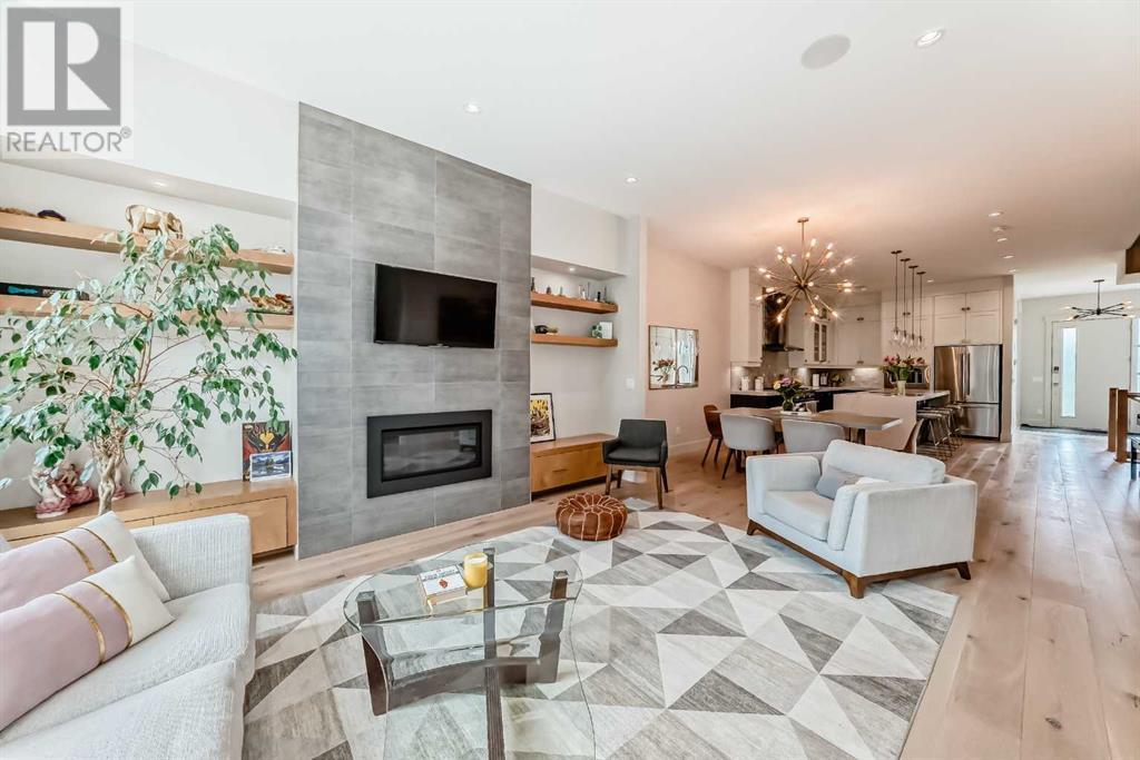 Single Family House for Sale in   Avenue NW Banff Trail Calgary 