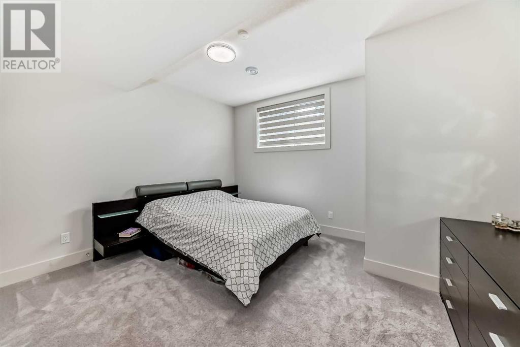 Single Family House for Sale in   Avenue NW Banff Trail Calgary 
