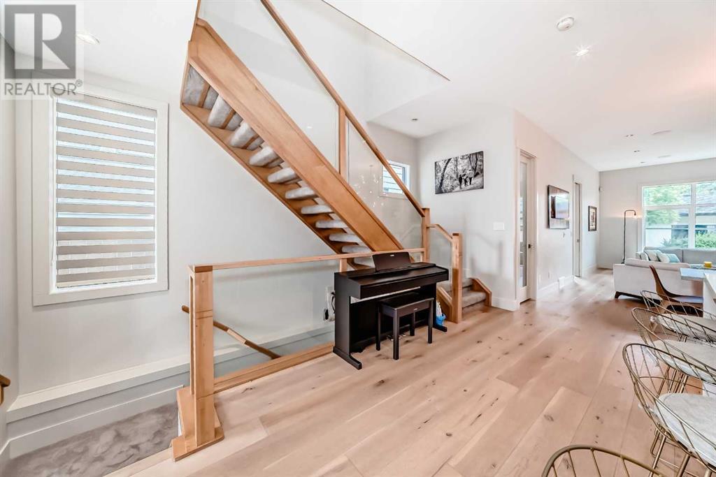 Single Family House for Sale in   Avenue NW Banff Trail Calgary 