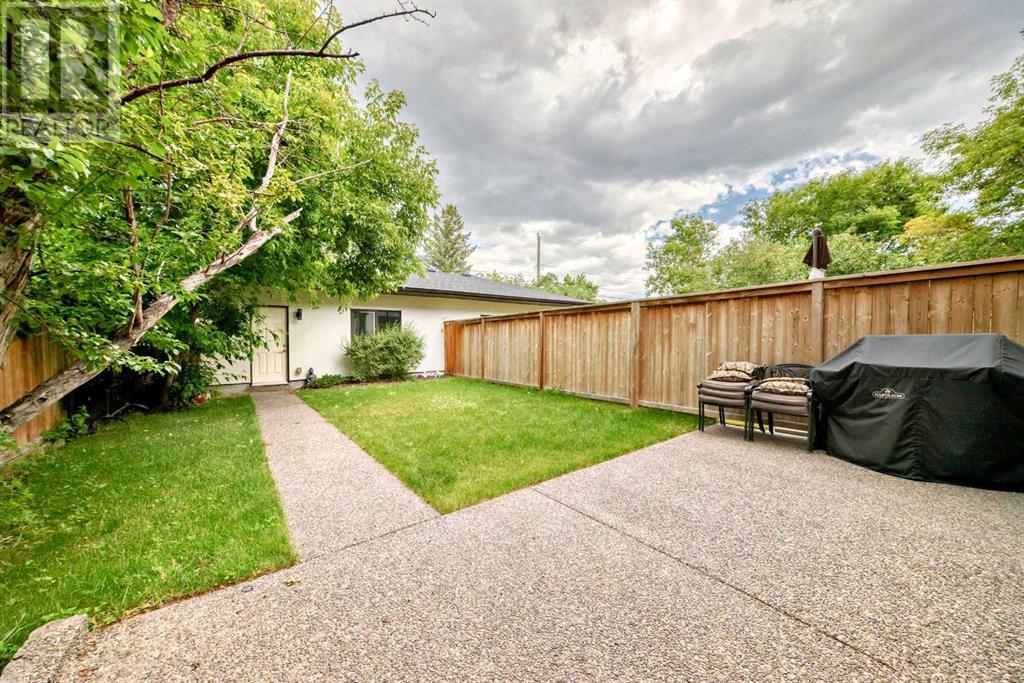 Single Family House for Sale in   Avenue NW Banff Trail Calgary 