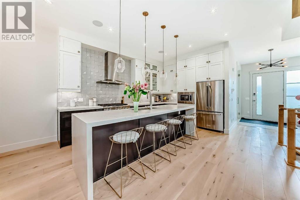 Single Family House for Sale in   Avenue NW Banff Trail Calgary 