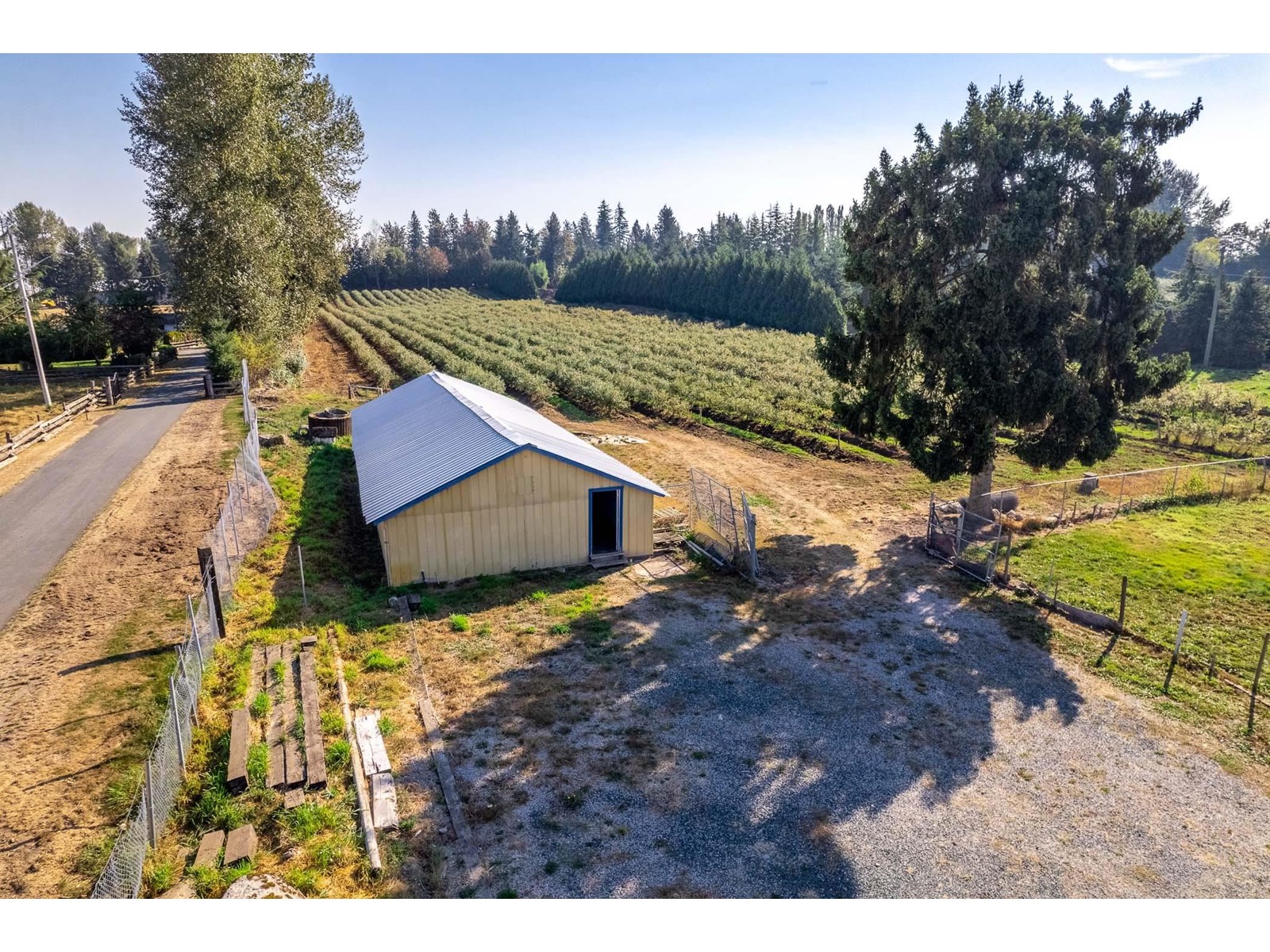 Photo 31 of 2034 Bradner Road, Abbotsford BC
