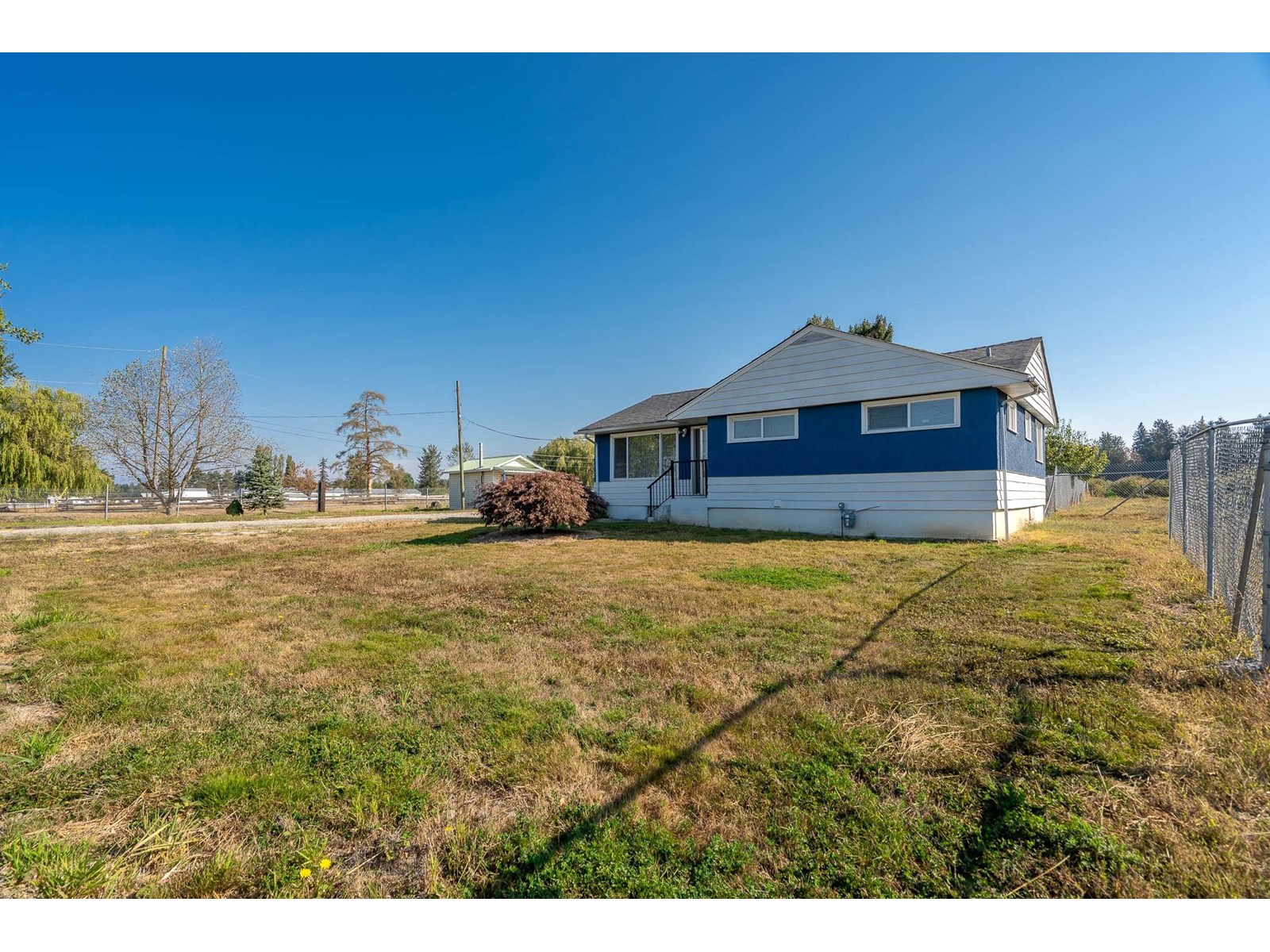 Photo 14 of 2034 Bradner Road, Abbotsford BC