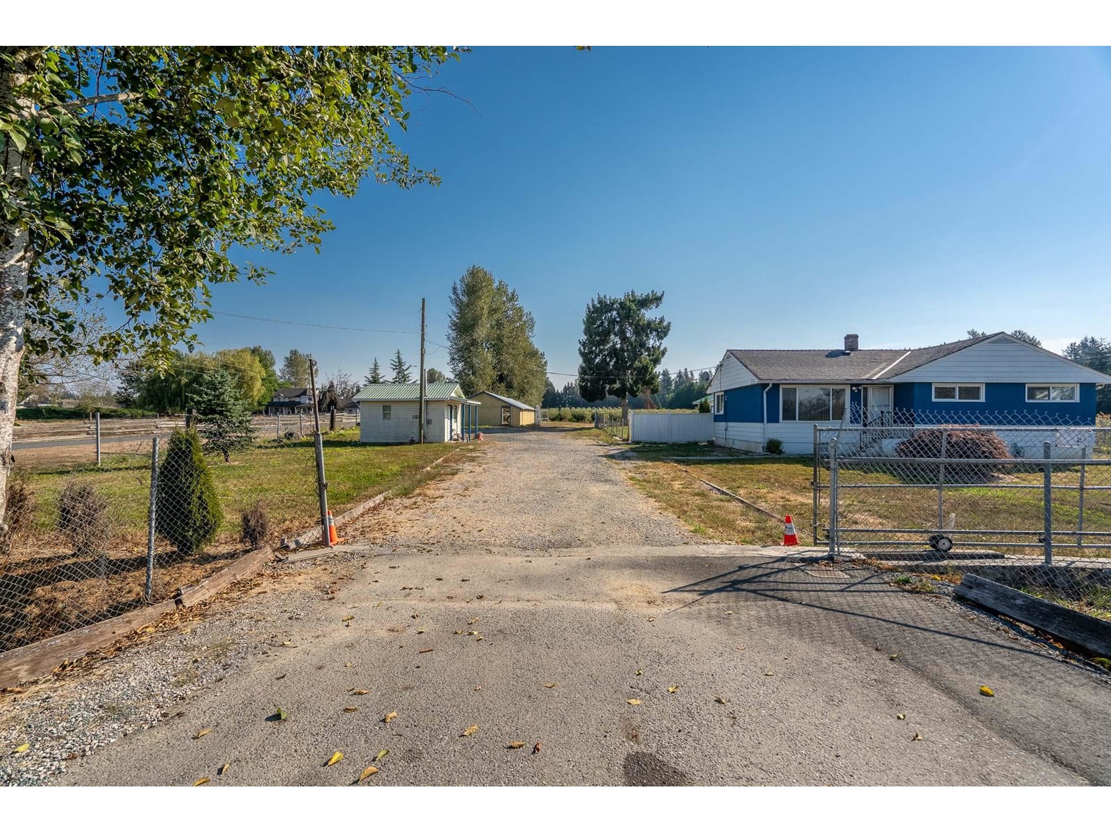 Photo 11 of 2034 Bradner Road, Abbotsford BC