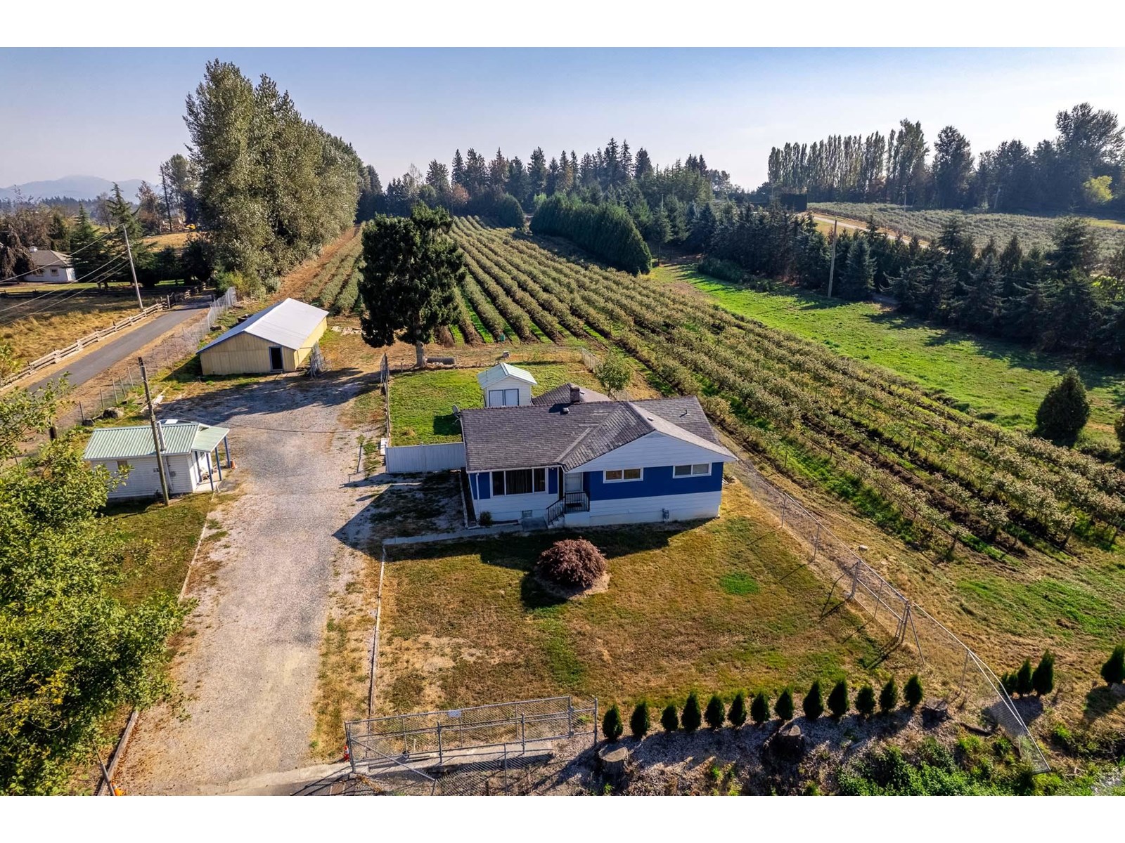 Photo 9 of 2034 Bradner Road, Abbotsford BC