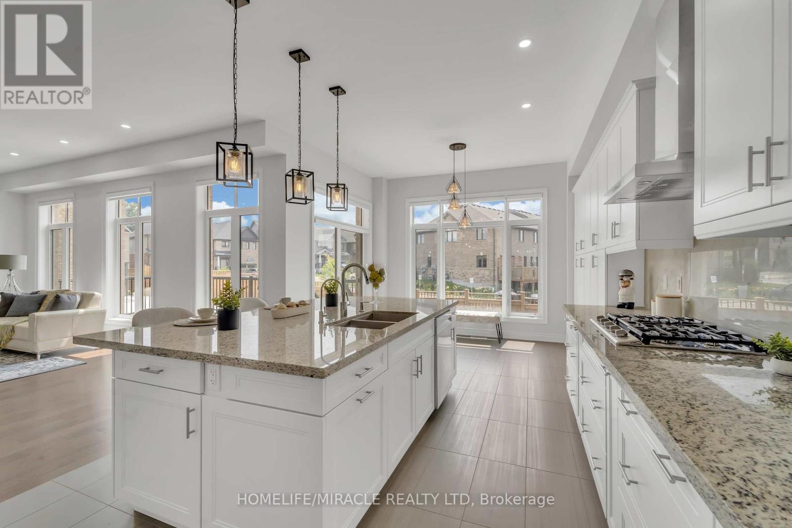 Photo 39 of 273 Forest Creek Drive, Kitchener ON