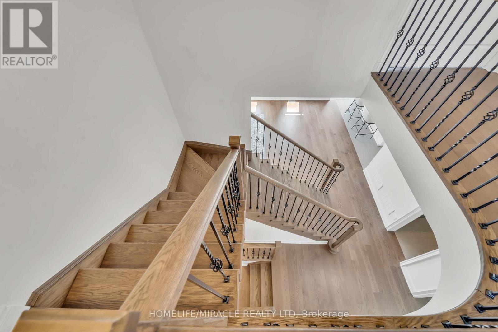 Photo 24 of 273 Forest Creek Drive, Kitchener ON
