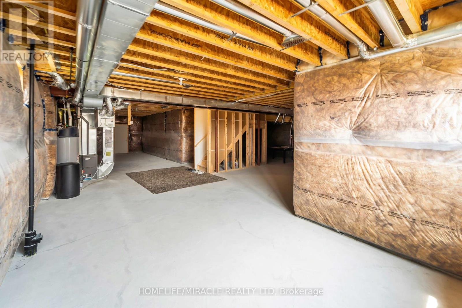 Photo 17 of 273 Forest Creek Drive, Kitchener ON