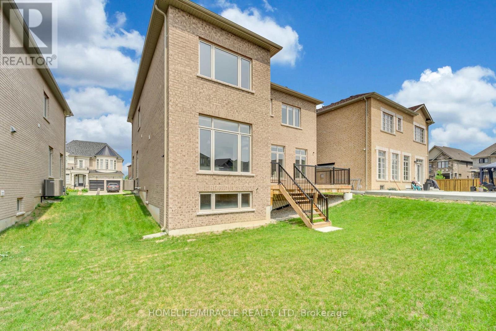 Photo 26 of 273 Forest Creek Drive, Kitchener ON