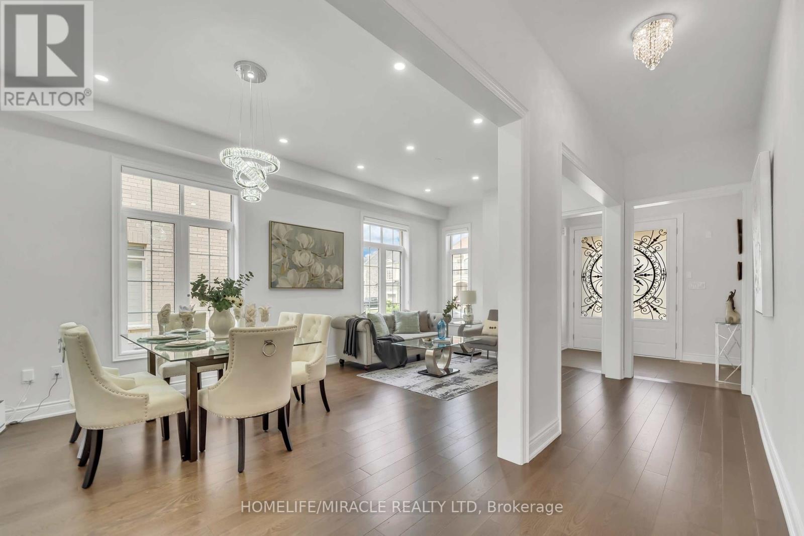 Photo 14 of 273 Forest Creek Drive, Kitchener ON