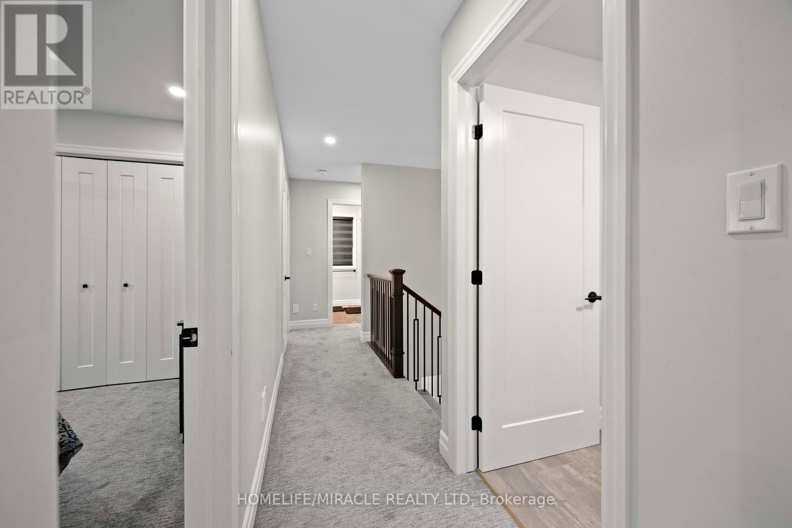 Photo 22 of 61 Raycroft Drive, Belleville ON