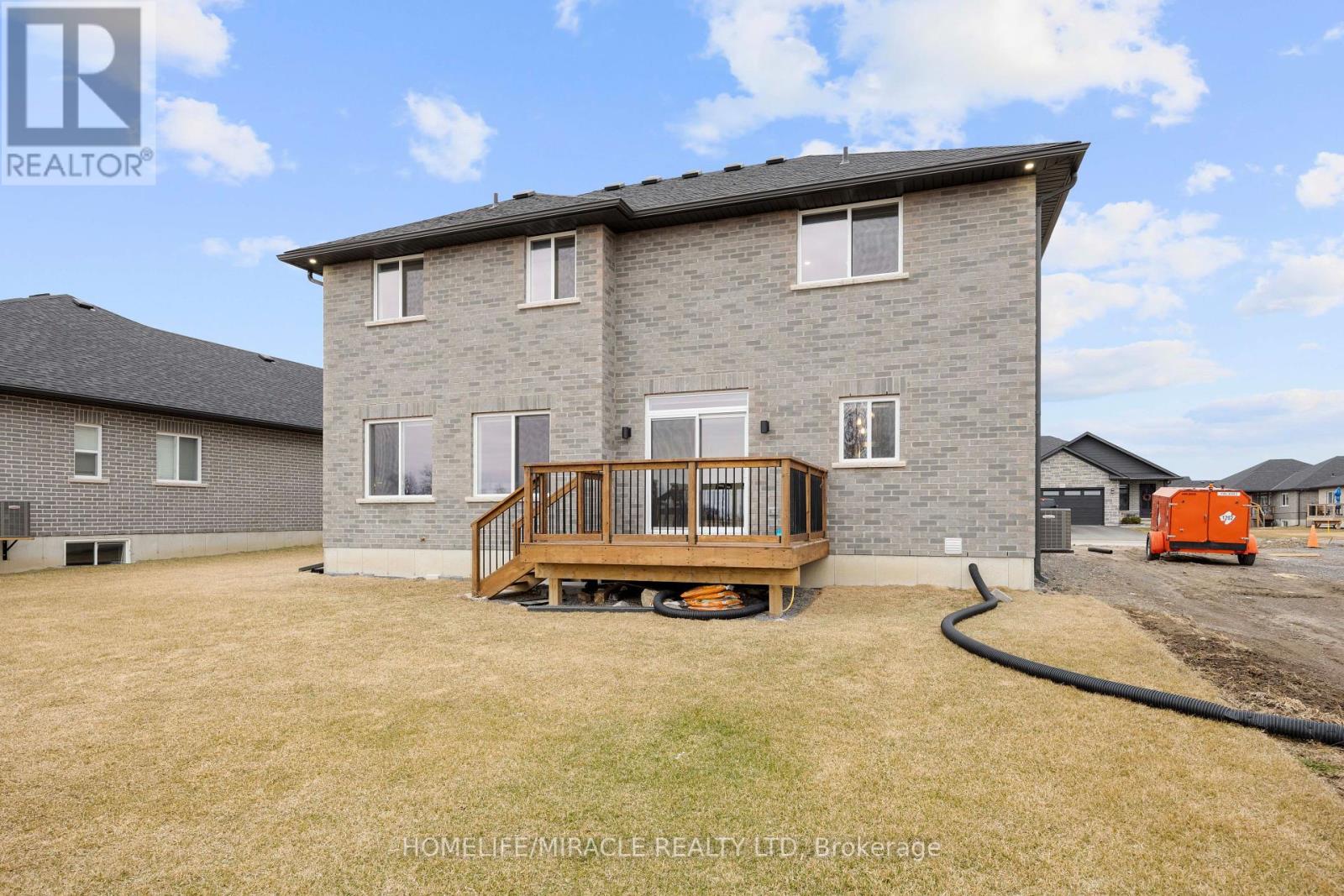 Photo 42 of 61 Raycroft Drive, Belleville ON
