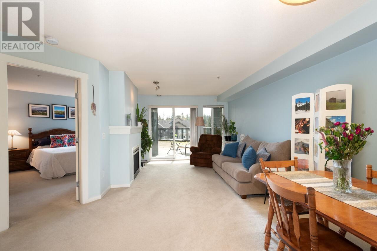 Photo 11 of 213 9098 Halston Court, Burnaby BC