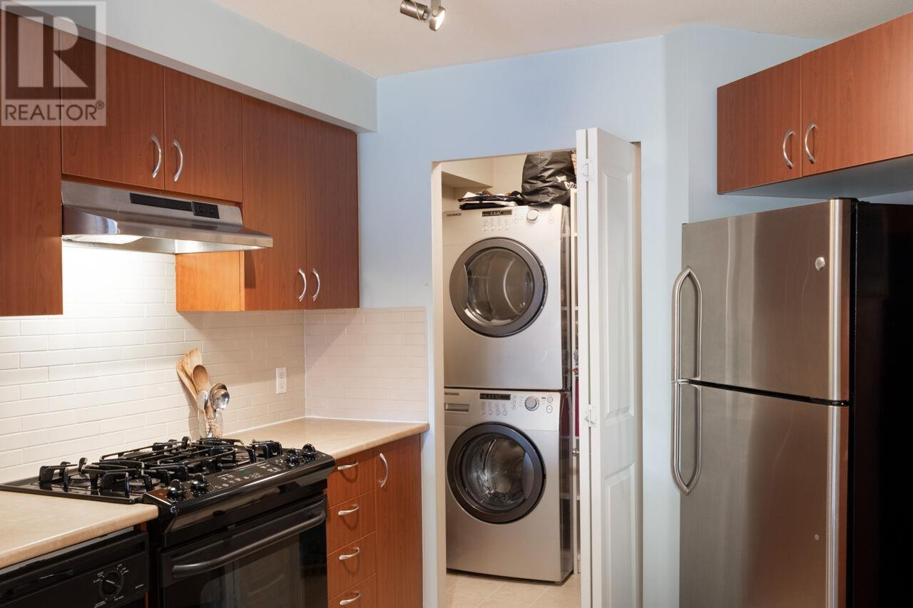 Photo 13 of 213 9098 Halston Court, Burnaby BC