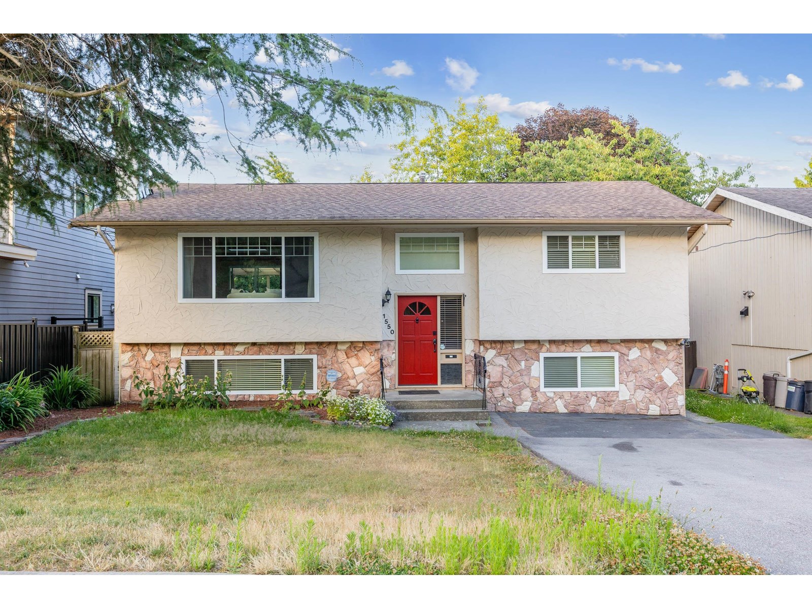 Photo 1 of 1550 Kent Street, White Rock BC