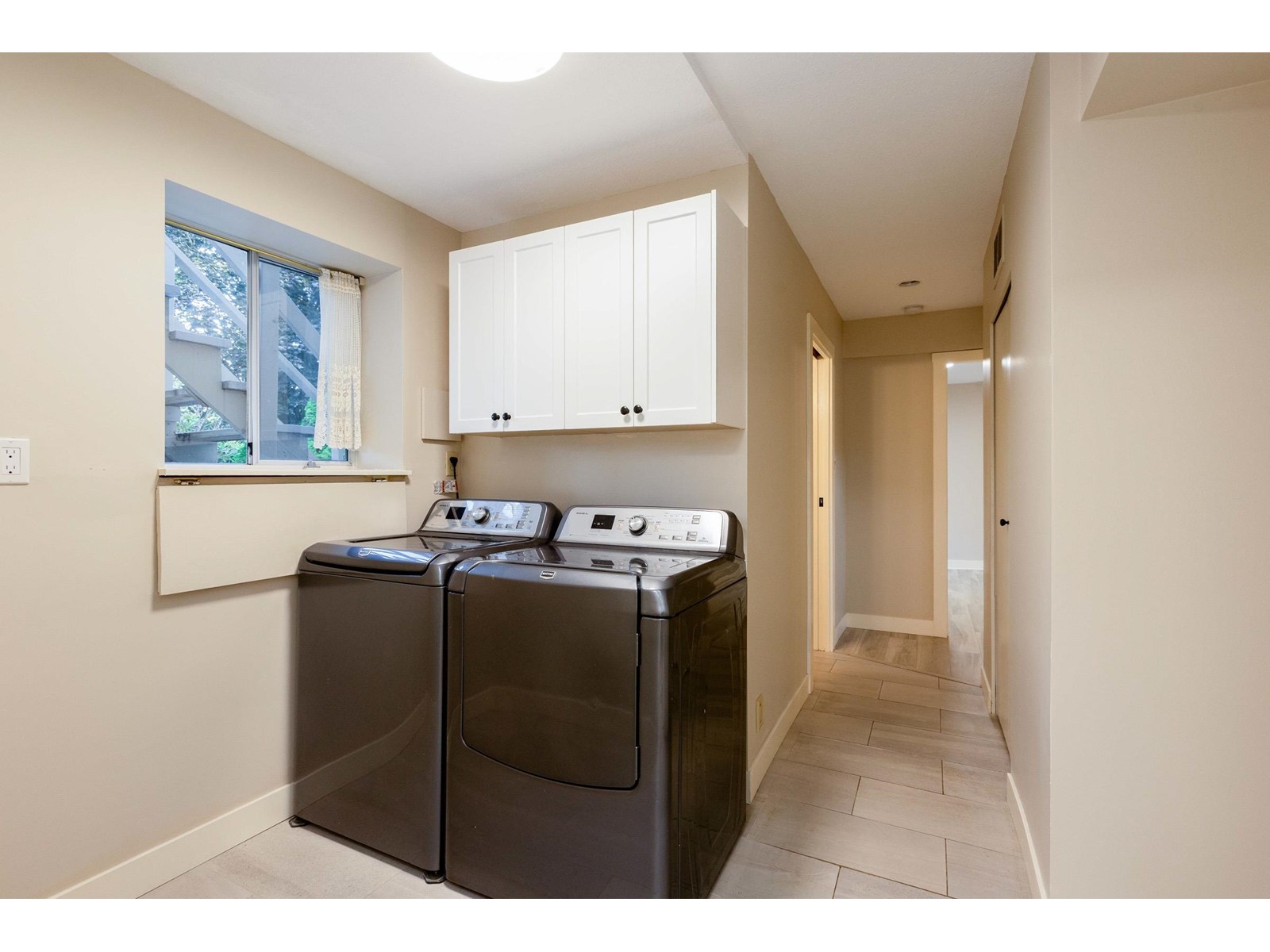 Photo 21 of 1550 Kent Street, White Rock BC