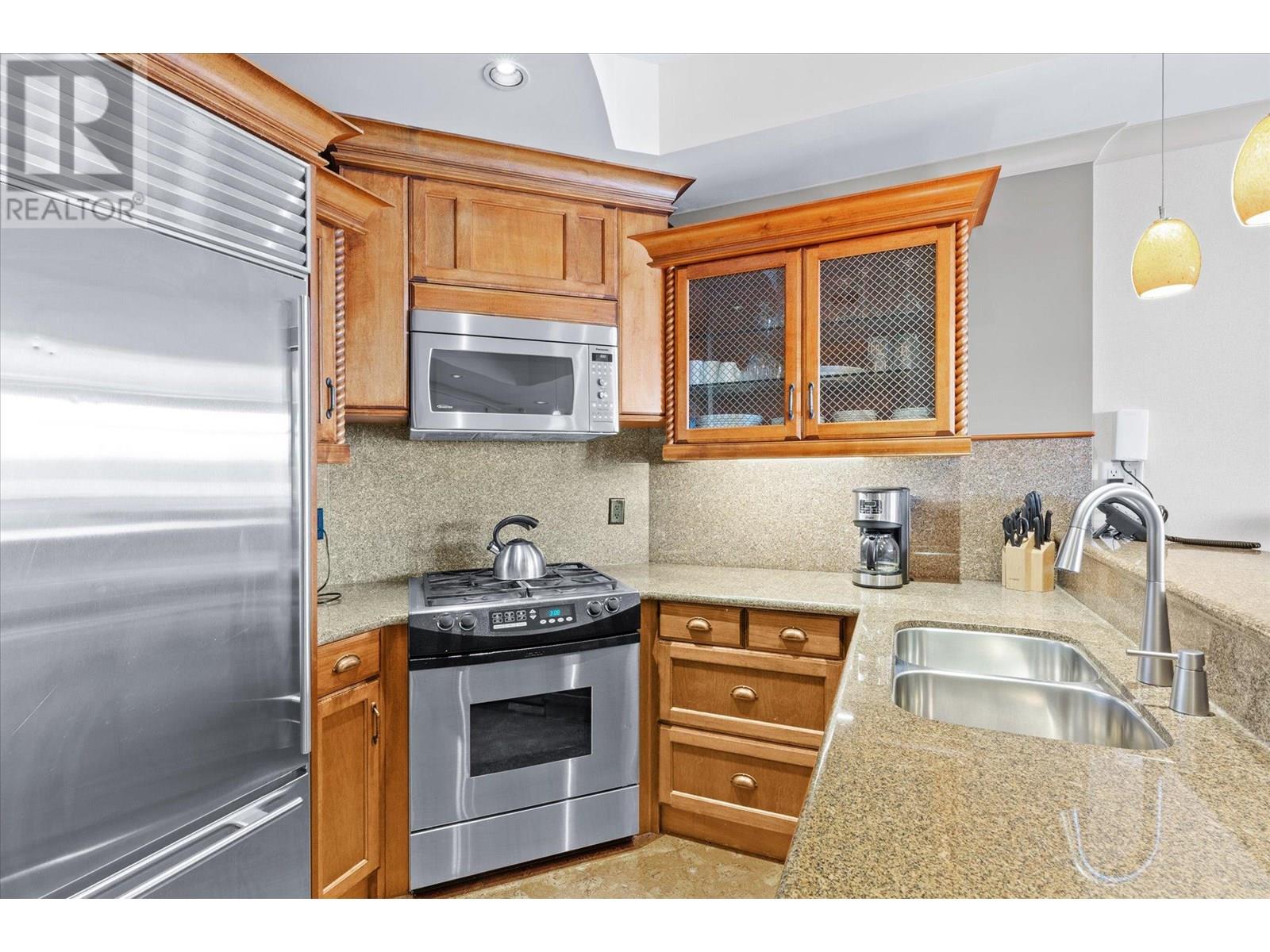 355 1288 Water Street, Kelowna