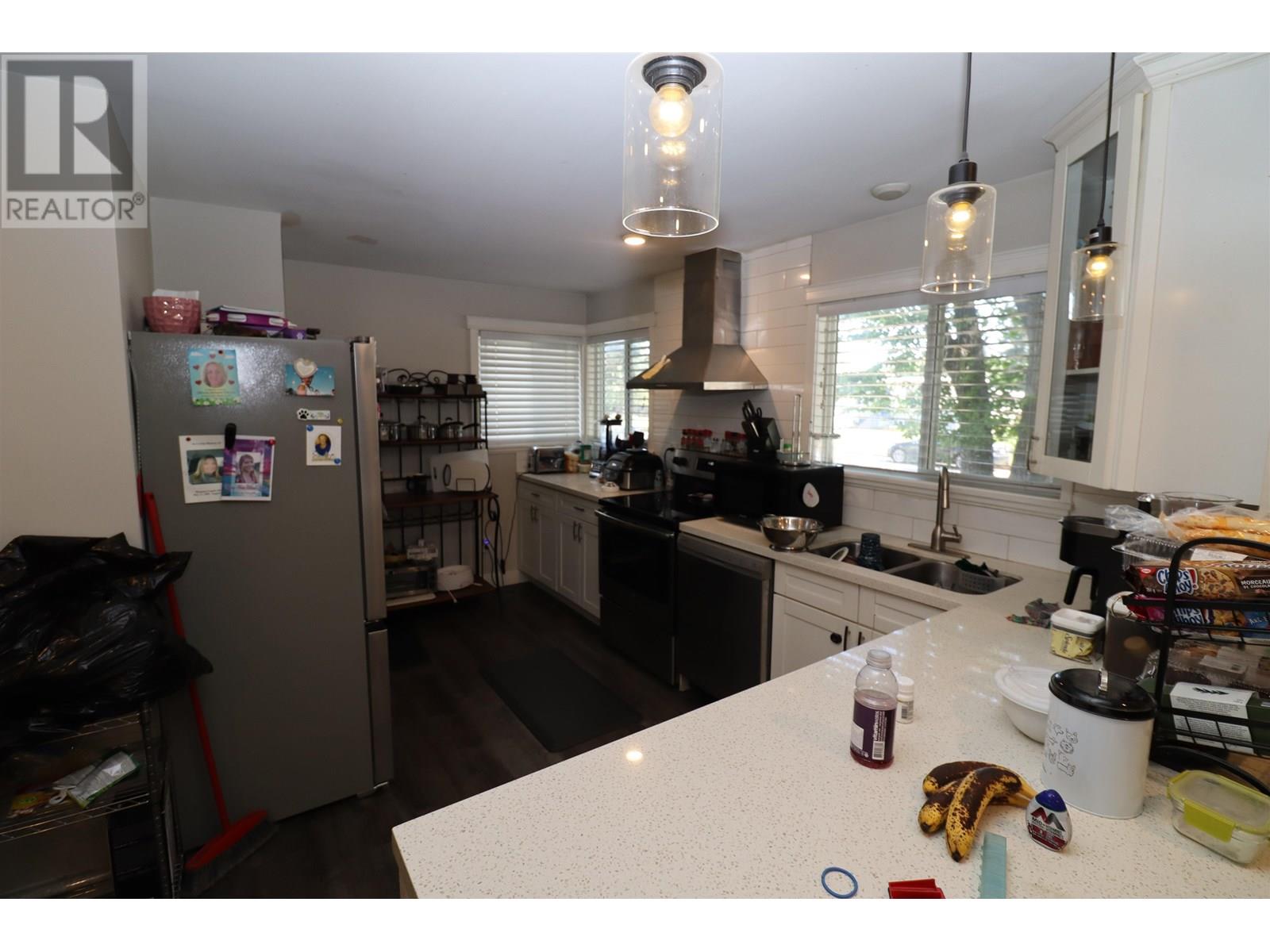 Photo 7 of 1933 Upland Street, Prince George BC