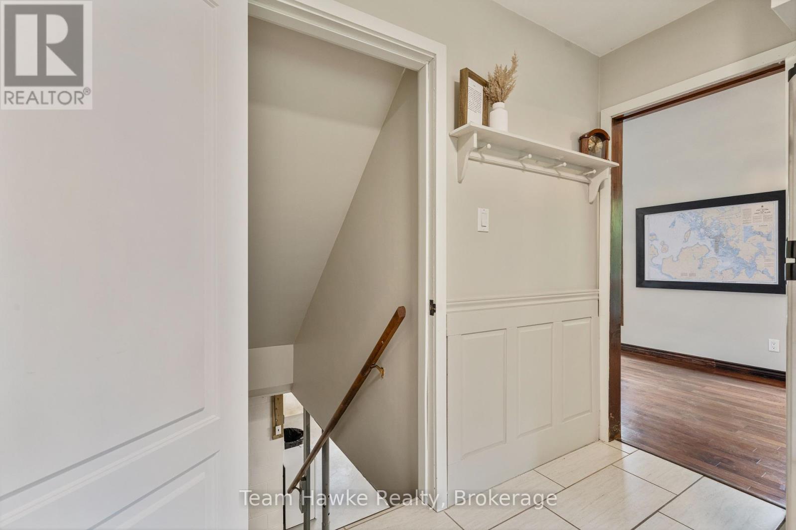 Photo 31 of 689 Dominion Avenue, Midland ON
