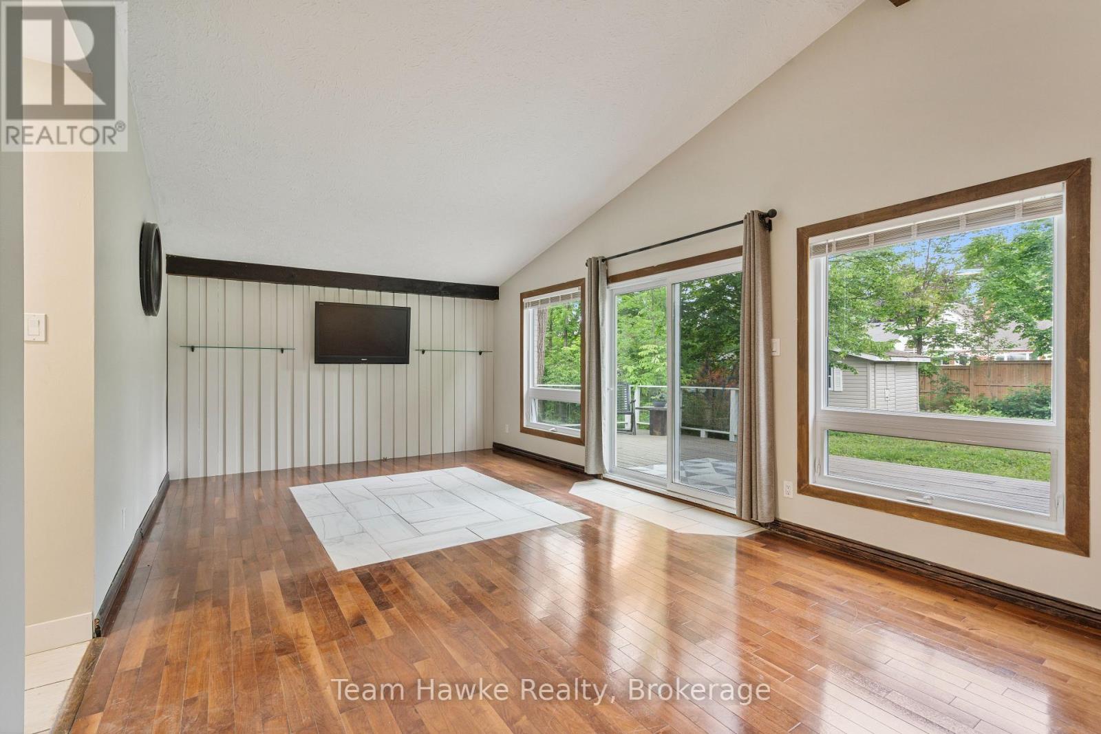Photo 19 of 689 Dominion Avenue, Midland ON